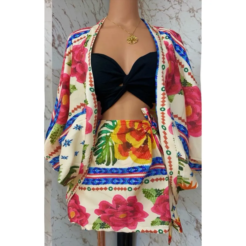 Conjunto kimono e short saia feminino estampado